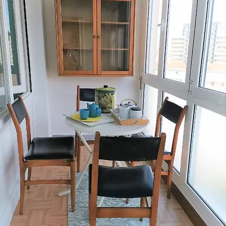 Precioso Piso Reformado A 5 Minutos De La Playa Apartment *
