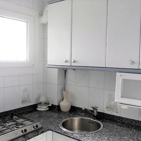 Precioso Piso Reformado A 5 Minutos De La Playa * Laredo
